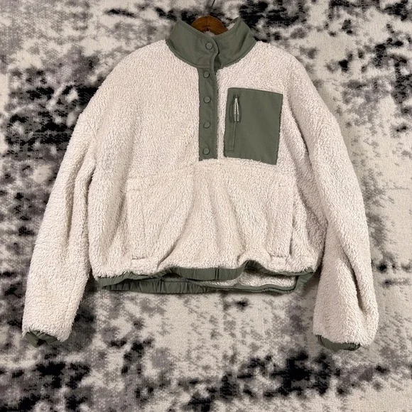 Vuori Cozy Sherpa Popover Womens Size Small Fleece Fuzzy Athleisure Gym - Picture 1 of 13